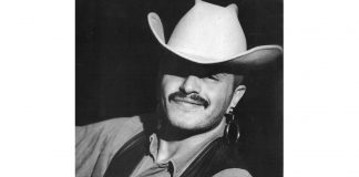 Castellucchio, serata dedicata al libro su Moschino: il genio ironico della moda