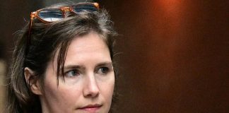 Amanda Knox: “Io sono una vittima, torturata da poliziotti”