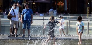 Caldo, è allerta sull’Italia: 8 città da bollino rosso oggi