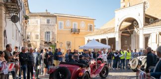 1000 Miglia, mattinata fra i borghi unici del centro Italia
