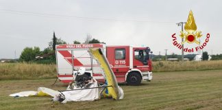 Pisa, precipita deltaplano: 2 morti