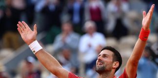 Roland Garros, Djokovic piega Cerundolo al 5° set e avanza ai quarti di finale