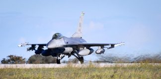 Ucraina, i primi F-16 entro l’estate: “Russia dovrà cambiare tattiche”