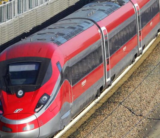 Nuovo guasto sulla Mantova-Modena: Frecciarossa fermo 95 minuti. Regionali cancellati o con forti ritardi