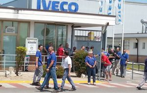 Iveco, rimane solo il turno straordinario sabato mattina. Sciopero di 2 ...