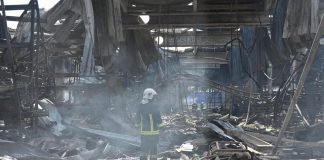 Russia: “Colpiti arsenali di armi occidentali in Ucraina”