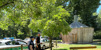 Beccato dalla Polizia Locale con addosso il “kit dello spacciatore”: denunciato extracomunitario