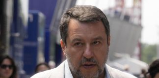 Salvini e lo scherzo telefonico di Fedez: “Sciocchino…”