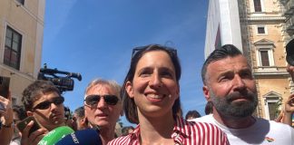 Schlein al Pride: “Al G7 persa altra occasione ma noi continueremo a difendere i diritti”