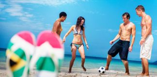Dal padel al beach volley, come evitare infortuni da super attività estiva