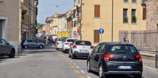 Via Solferino, addio alla svolta verso via Pitentino