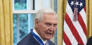 E’ morto Jerry West, leggenda Nba aveva 86 anni: ha ispirato il logo della lega