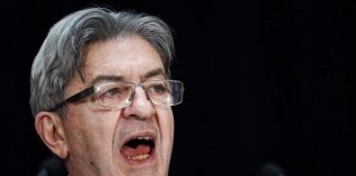 Elezioni Francia, Melenchon: “Macron sconfitto, chiami NFP al governo”