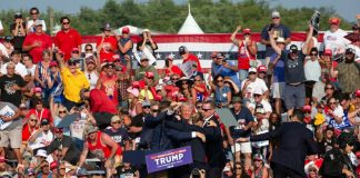Trump, il testimone: “Ho segnalato il cecchino, polizia non si è mossa” – Video