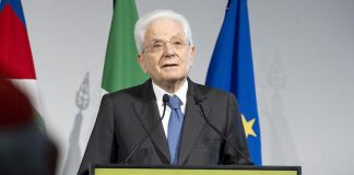 Mattarella “La democrazia non è mai conquistata per sempre”