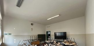 Aule più belle ed accoglienti: partita la tinteggiatura alla Primaria di Rivarolo Mantovano