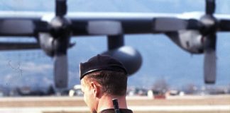 Nato, Usa alzano a ‘Charlie’ il livello di allerta nelle basi d’Europa. Cnn: “Rischio attentati”