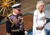 Compleanno di lavoro per Camilla, al fianco di Carlo in Parlamento