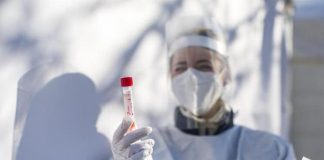 Covid Italia, contagi in aumento: ecco perché, sintomi nuove varianti