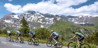 Tragedia al Giro d’Austria, muore il norvegese Drege dopo una caduta