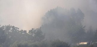 Incendio Roma Ponte Mammolo, Ordine Medici: “Finestre chiuse, no condizionatori: solo ventilatori”