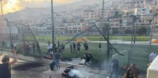 Israele, drone di Hezbollah su campo da calcio: 9 morti. Katz: “Guerra totale”