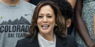 Kamala Harris ha già i numeri sufficienti per la nomination: “Non vedo l’ora di accettarla”
