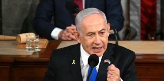 Netanyahu al Congresso Usa: “E’ guerra tra civiltà e barbarie, insieme vinceremo”
