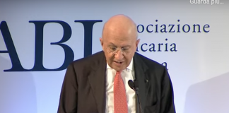 Patuelli rieletto presidente Abi per acclamazione