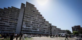 Scampia, terza vittima: è la mamma del primo morto nel crollo