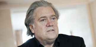 Steve Bannon va in prigione, l’ex guru di Trump: “Sono prigioniero politico di Biden”