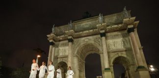 Parigi 2024, il direttore artistico: “Non volevo scioccare o deridere”