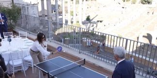 Mondiali master Tennistavolo, sfida fra ministri Abodi e Santanchè e flash mob