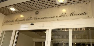 Antitrust avvia istruttoria su società gruppi Armani e Dior