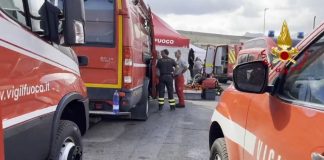 Naufragio nel Palermitano, vigili del fuoco recuperano 4 corpi