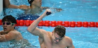 Parigi 2024, Marchand doppio oro e Pan record: il nuoto accende le superstar