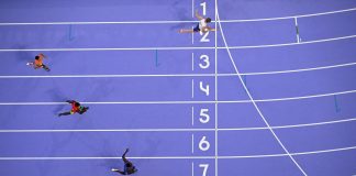 Parigi 2024, via ai 100 metri: in pista anche Beppe Grillo