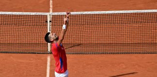 Parigi 2024, Djokovic oro nel tennis: Alacaraz battuto in finale, re Nole ha vinto tutto