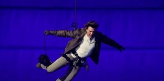 Parigi 2024, Tom Cruise versione Mission Impossible per volare a Los Angeles 2028 – Video