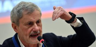 Destra, Alemanno: “Vannacci può essere aggregatore ma per ora resta in Lega”