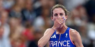 Alice Finot, record europeo 3000 siepi e poi fa la proposta di matrimonio – Video