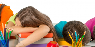 Estate senza vacanze, il pediatra: “Bimbi a rischio lockdown”