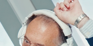 “Sono un maestro massone e usiamo il cappuccio”, Cecchi Paone a ruota libera con Rovazzi – Video