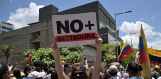 Venezuela, appello del deputato a Meloni: “Con Maduro fame e censura, Italia ci aiuti”