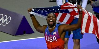 Noah Lyles, messaggio dopo oro 100 metri: “Io campione con asma e depressione”