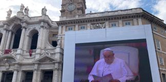 Papa a Santa Maria Maggiore: “Miracolo della neve non solo folclore, ha valenza simbolica”