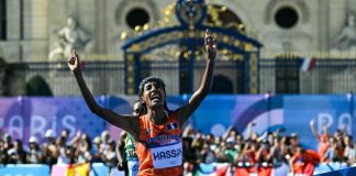 Parigi 2024, olandese Hassan vince la maratona femminile