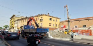 Piazza don Leoni, martedì senso unico alternato per sostituzione chiusini stradali