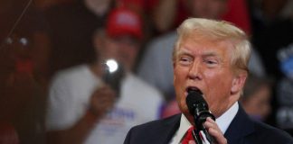 Trump nervoso per la sfida con Harris: “Avevo battuto Biden e ora devo battere lei”