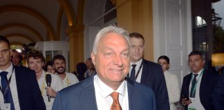Ucraina, Orban “Per bloccare guerra serve comunicazione e cessate fuoco”